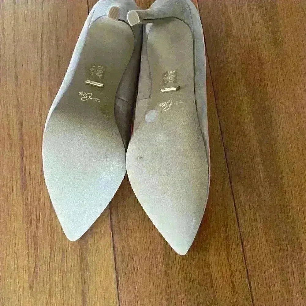42 GOLD Womens Tan Rafee Heels.Size 6.5 BRAND NEW - Picture 8 of 9